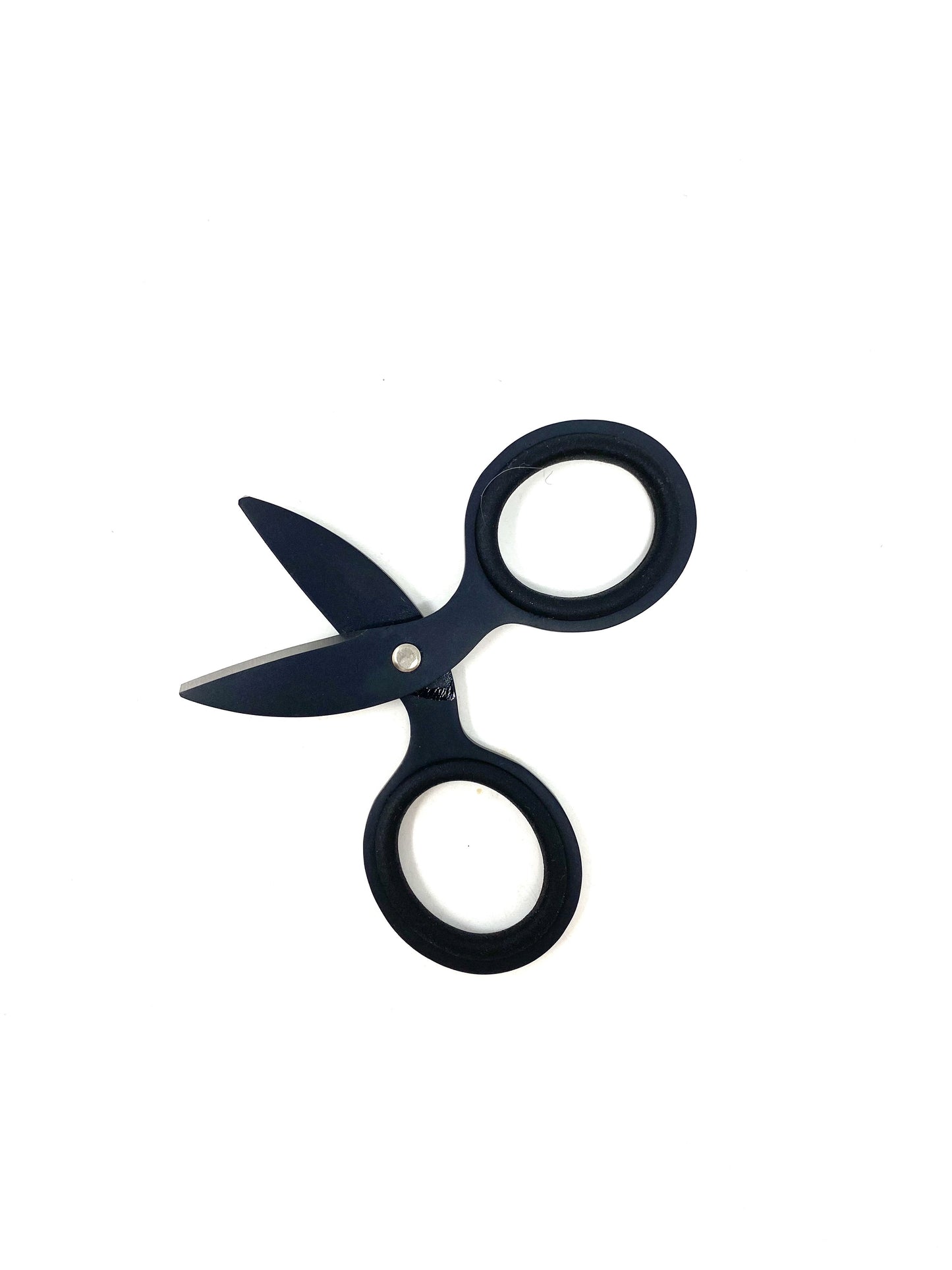 3" Scissors in Black